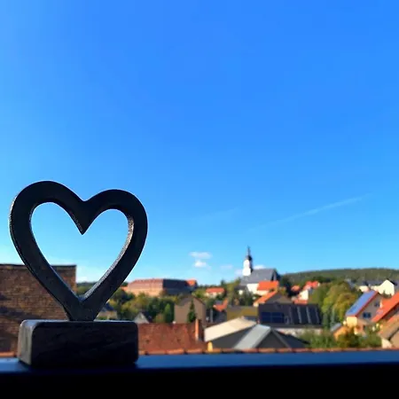 Apartamento Ferienwohnung „zum Schlossblick“ *